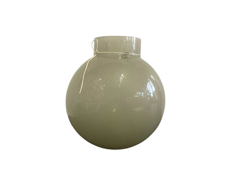 Ernst Glasvase, rund, 21 cm i diameter og 22 cm høj.