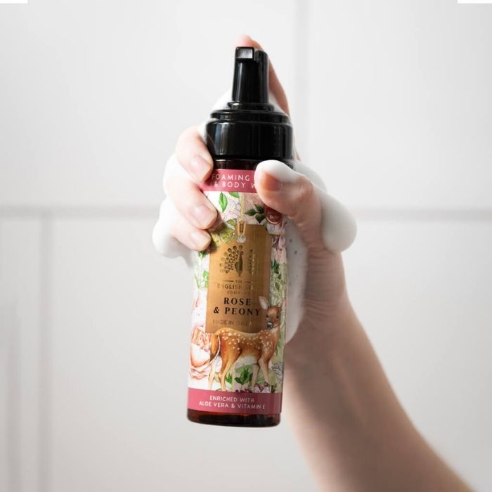 Anniversary Rose & Peony skumsæbe til hænder og krop – 200 ml