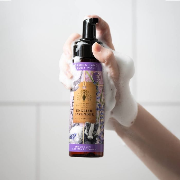 English Lavender skumsæbe til hænder og krop – 200 ml