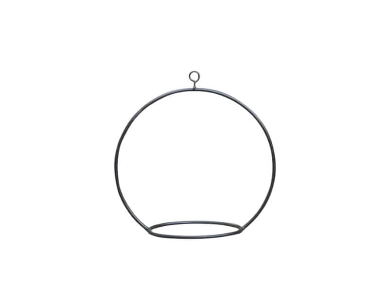 SVEA ROUND RING i sort jern, diameter 18 cm.