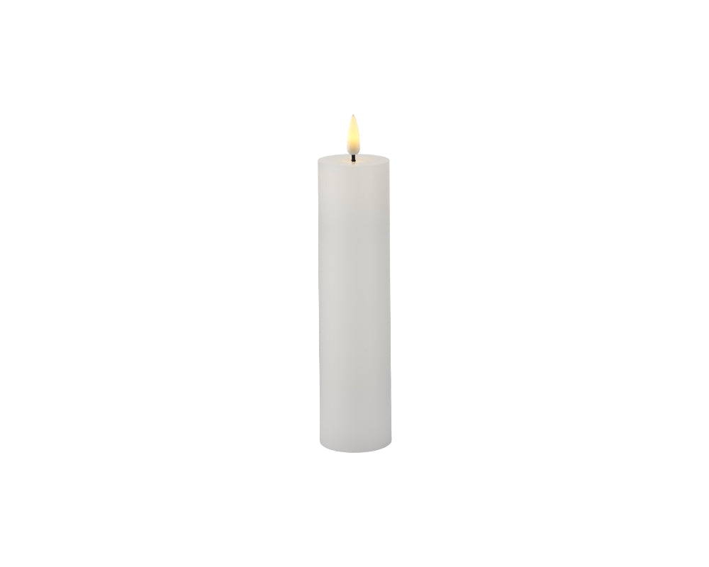 Genopladelig Sille LED lys, Ø7,5xH20 cm, hvid.