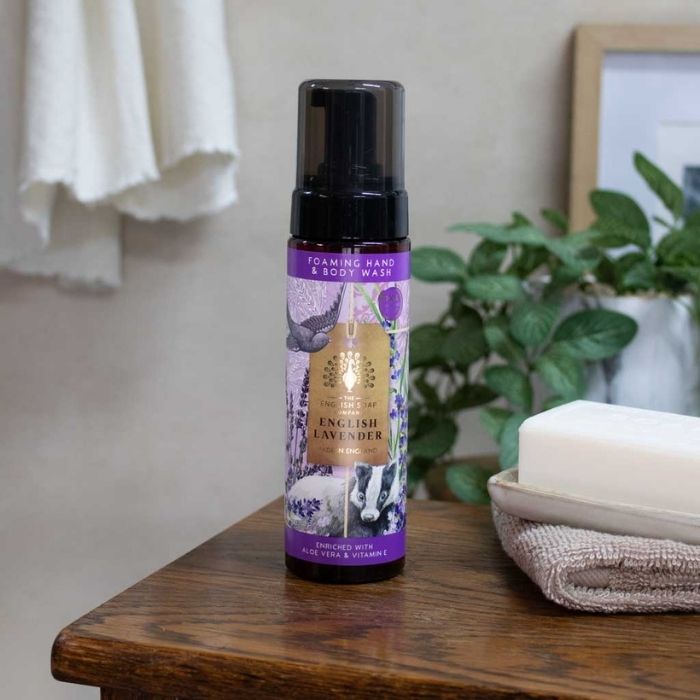 English Lavender skumsæbe til hænder og krop – 200 ml