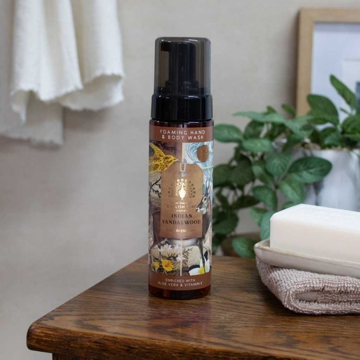 Indian Sandalwood skumsæbe til hænder og krop – 200 ml